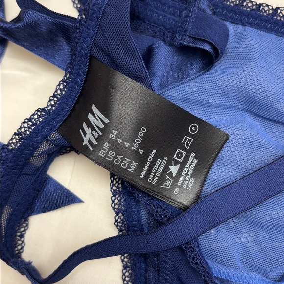 NWOT H&M Navy Lace Ribbon Tie-Side Panties - Picture 3 of 3